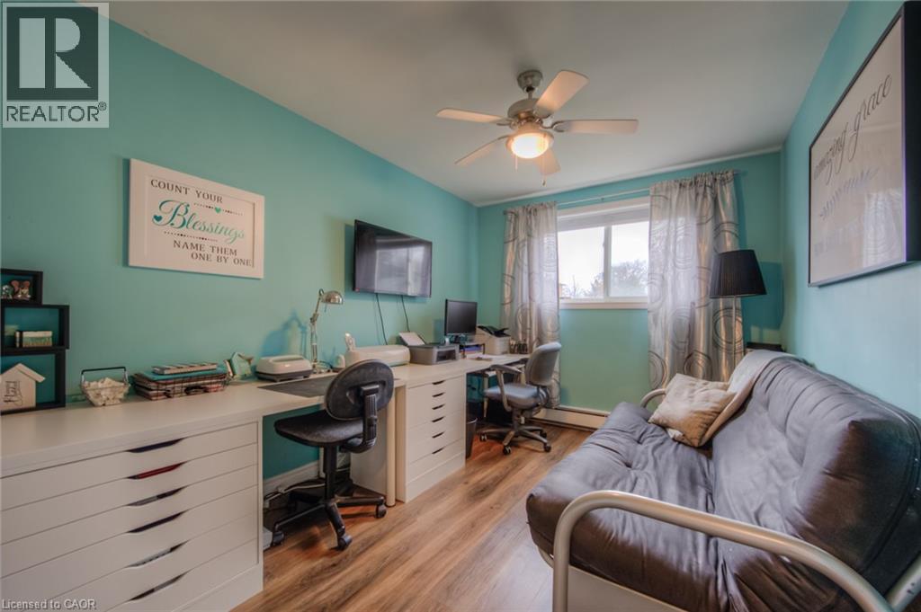 527 Parkside Drive Unit# 8, Waterloo, Ontario  N2L 4X7 - Photo 7 - 40785713