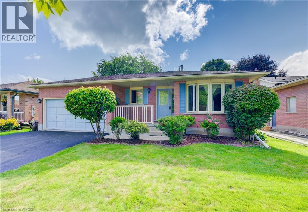 489 Northlake Drive, Waterloo, Ontario  N2V 1V5 - Photo 2 - 40785643