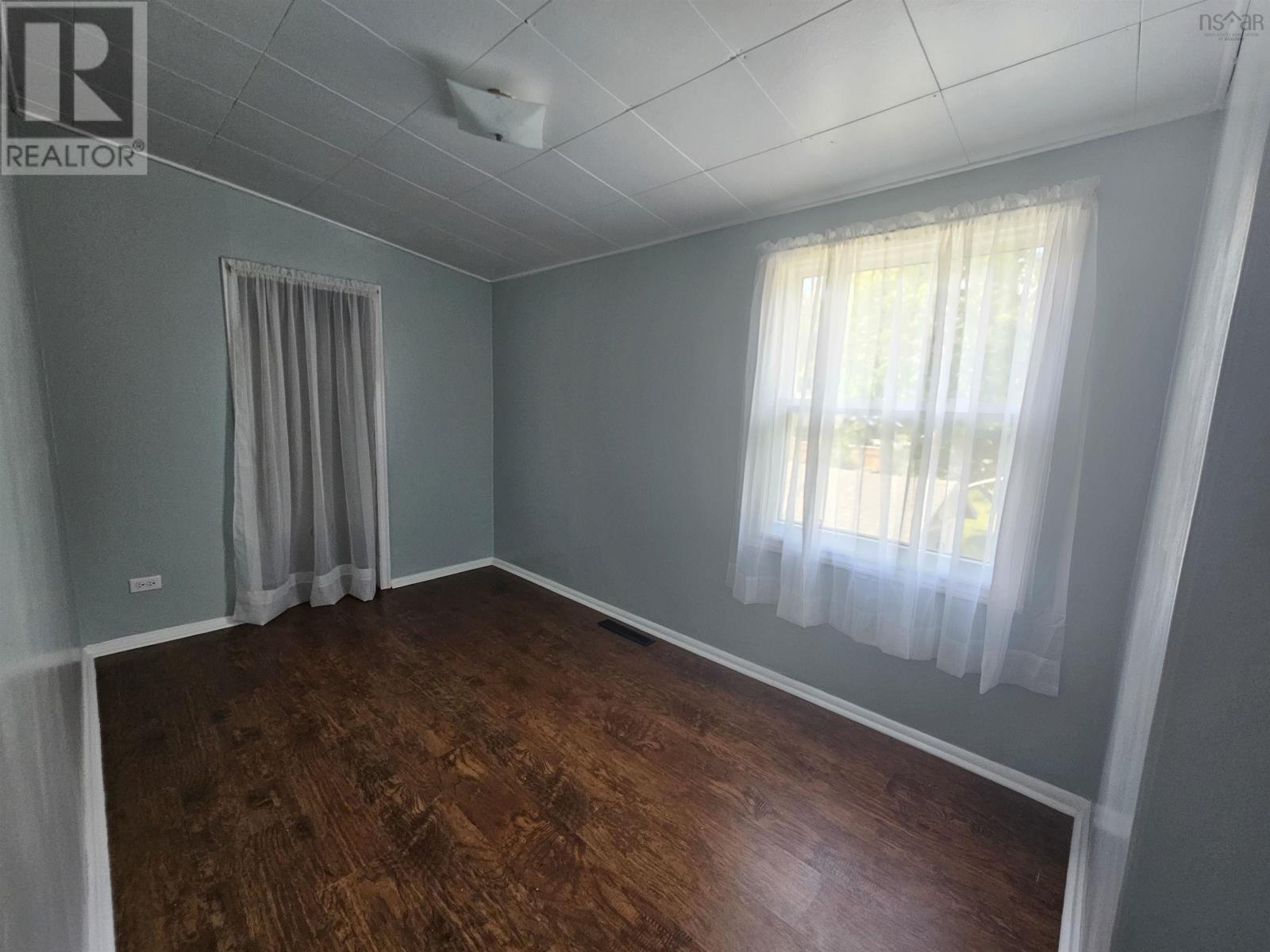 92 Queen Street, North Sydney, Nova Scotia  B2A 1A6 - Photo 31 - 202521204