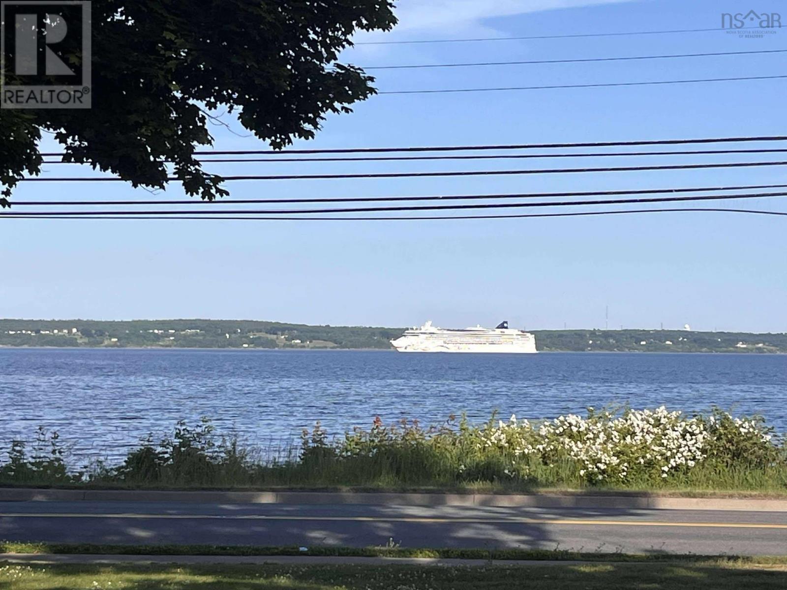 92 Queen Street, North Sydney, Nova Scotia  B2A 1A6 - Photo 7 - 202521204