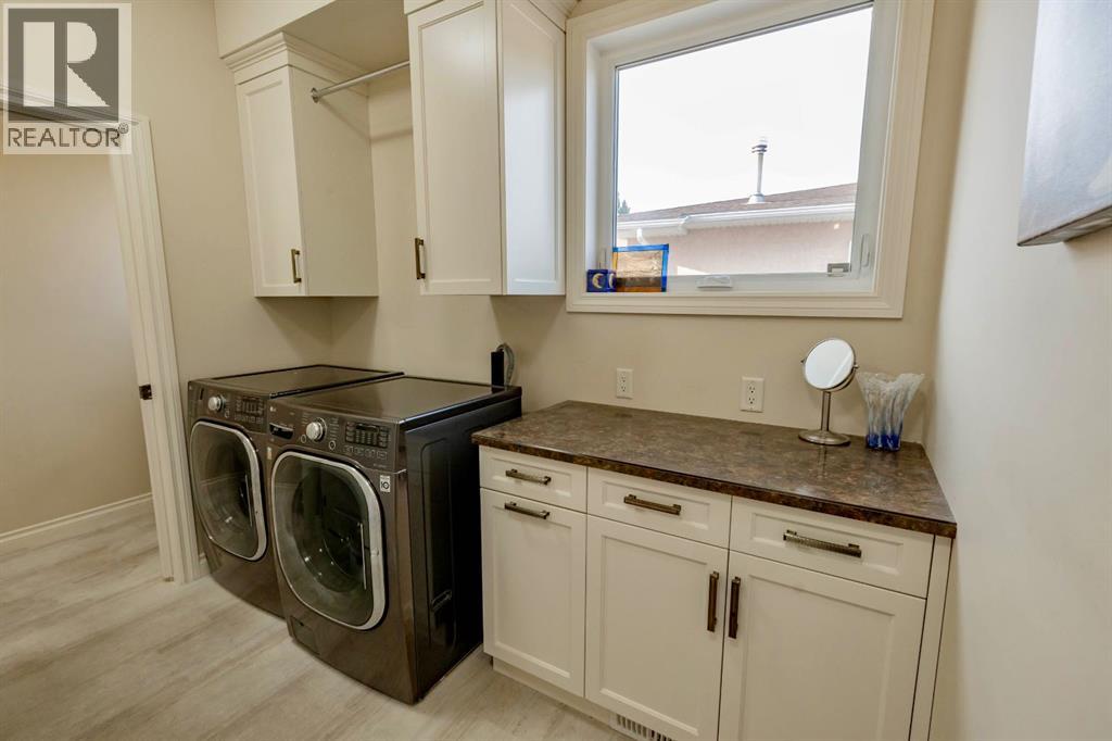 15 Chinook Heights S, Lethbridge, Alberta  T1K 6T6 - Photo 21 - A2268796