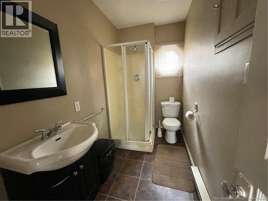 28 First Avenue, Mcadam, New Brunswick  E6J 1S4 - Photo 11 - NB129452