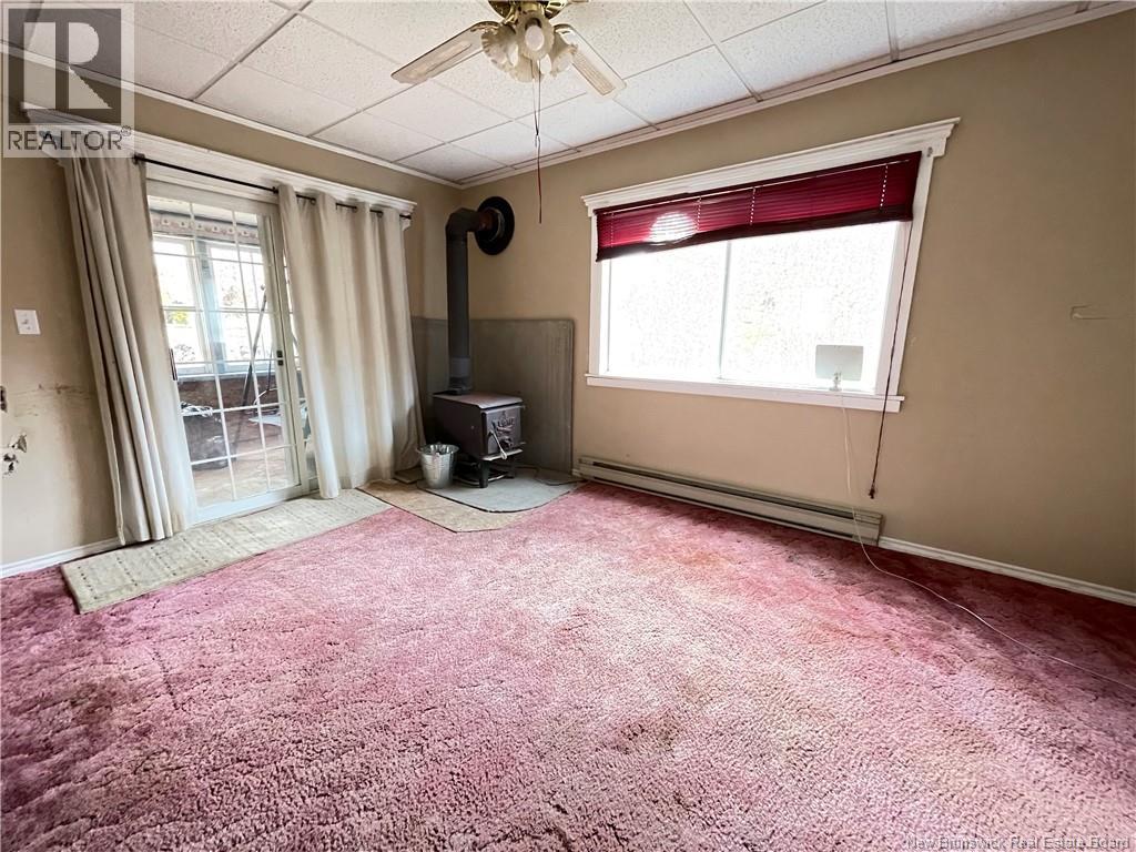 28 First Avenue, Mcadam, New Brunswick  E6J 1S4 - Photo 4 - NB129452