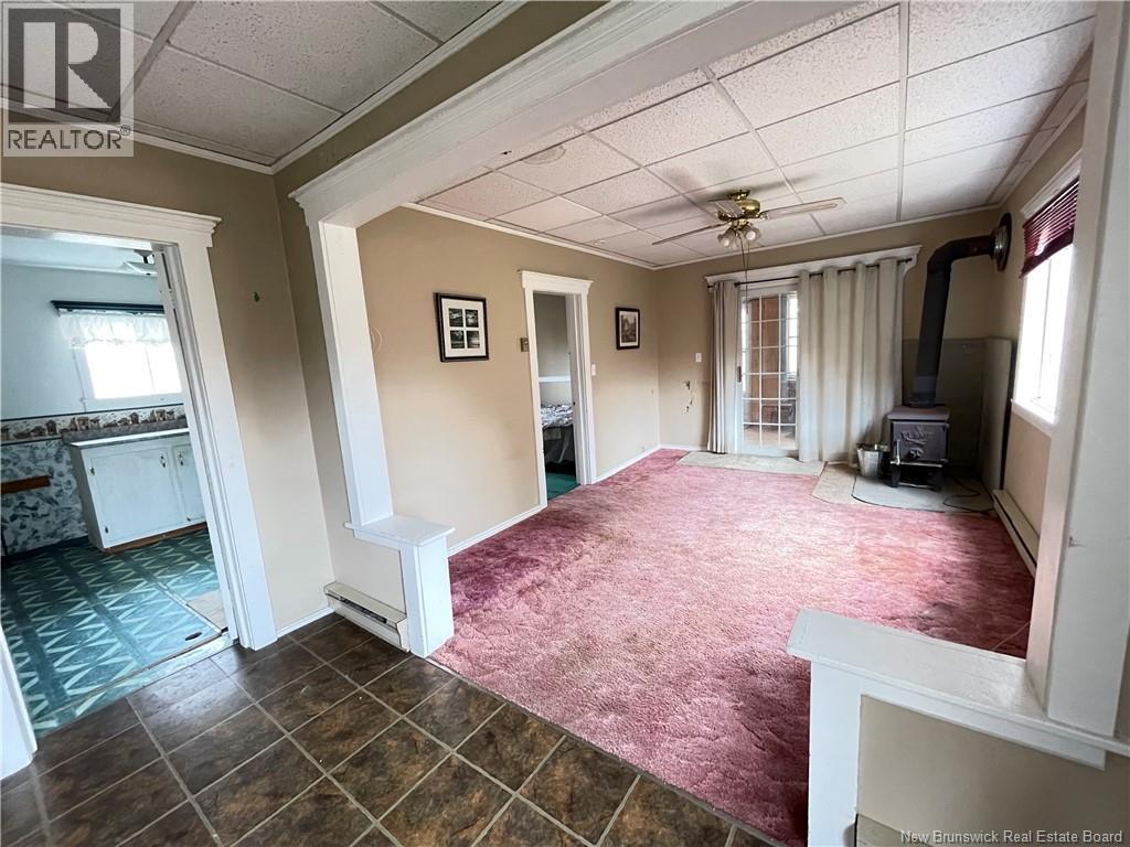 28 First Avenue, Mcadam, New Brunswick  E6J 1S4 - Photo 6 - NB129452