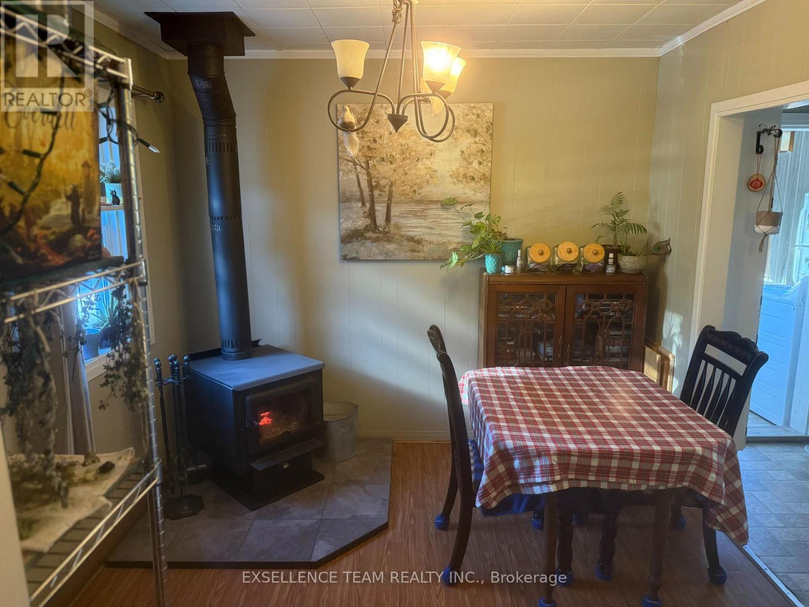 7 Mechanic Street E, North Glengarry, Ontario K0C 1T0 - Photo 10 - X12509728