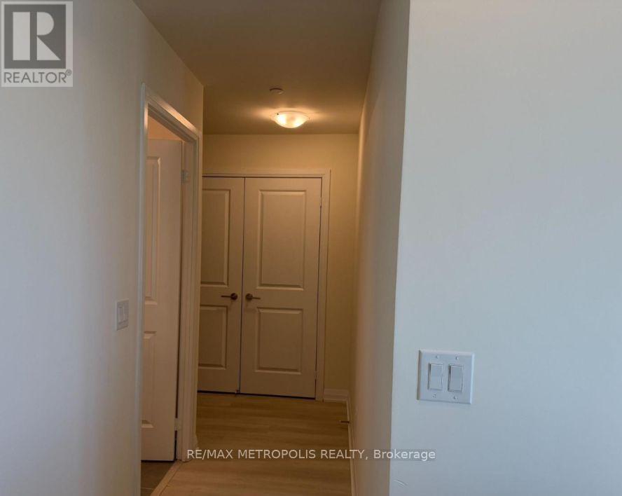 1407 - 3260 Sheppard Avenue E, Toronto, Ontario M1T 3K3 - Photo 17 - E12503226