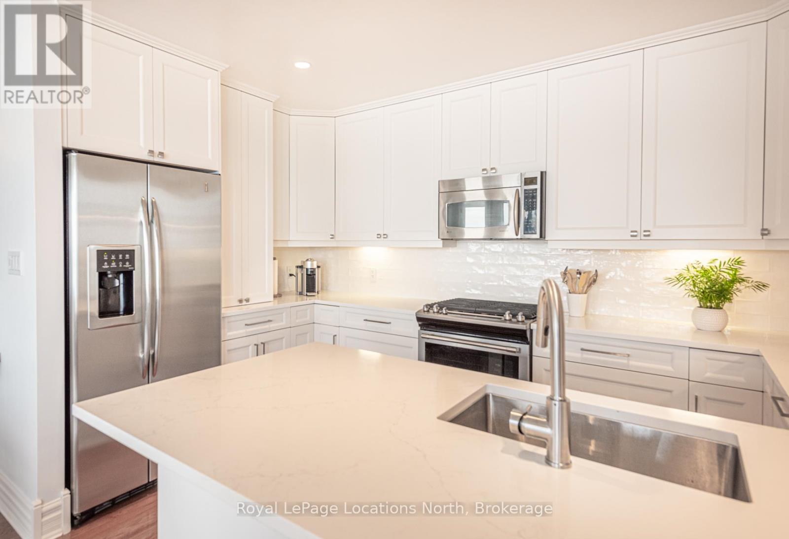 529 Mariners Way, Collingwood, Ontario L9Y 5C7 - Photo 11 - S12509522