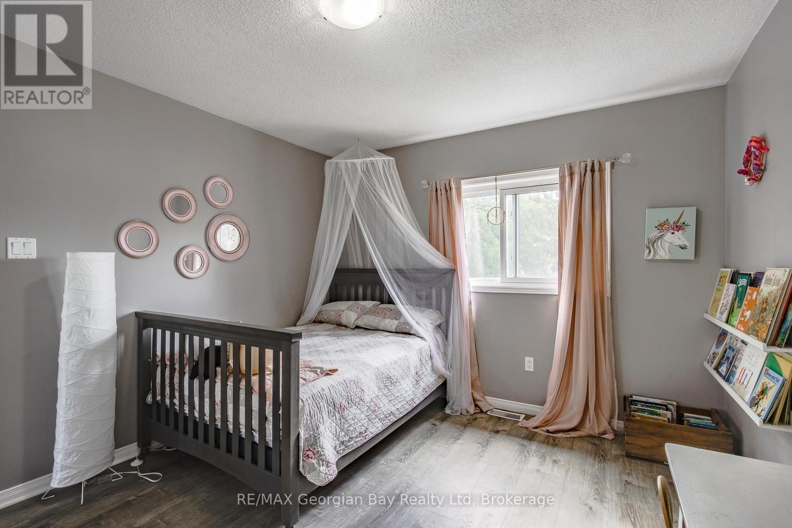 319 Ellen Street, Midland, Ontario L4R 2H1 - Photo 14 - S12509710