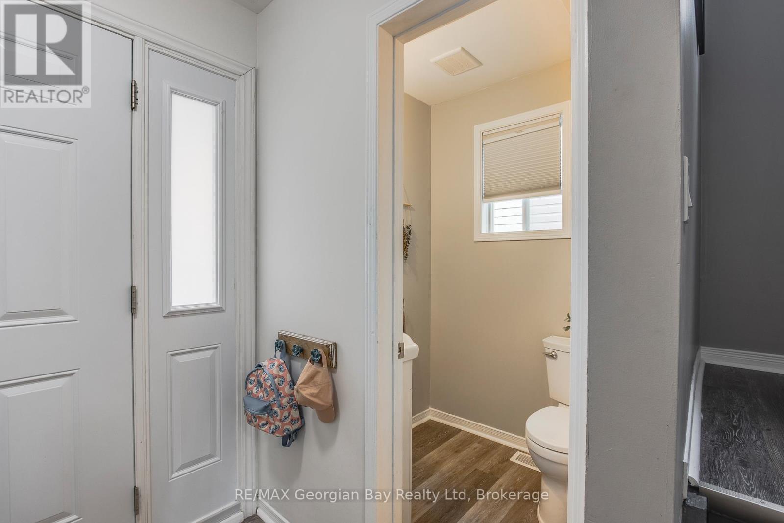 319 Ellen Street, Midland, Ontario L4R 2H1 - Photo 5 - S12509710