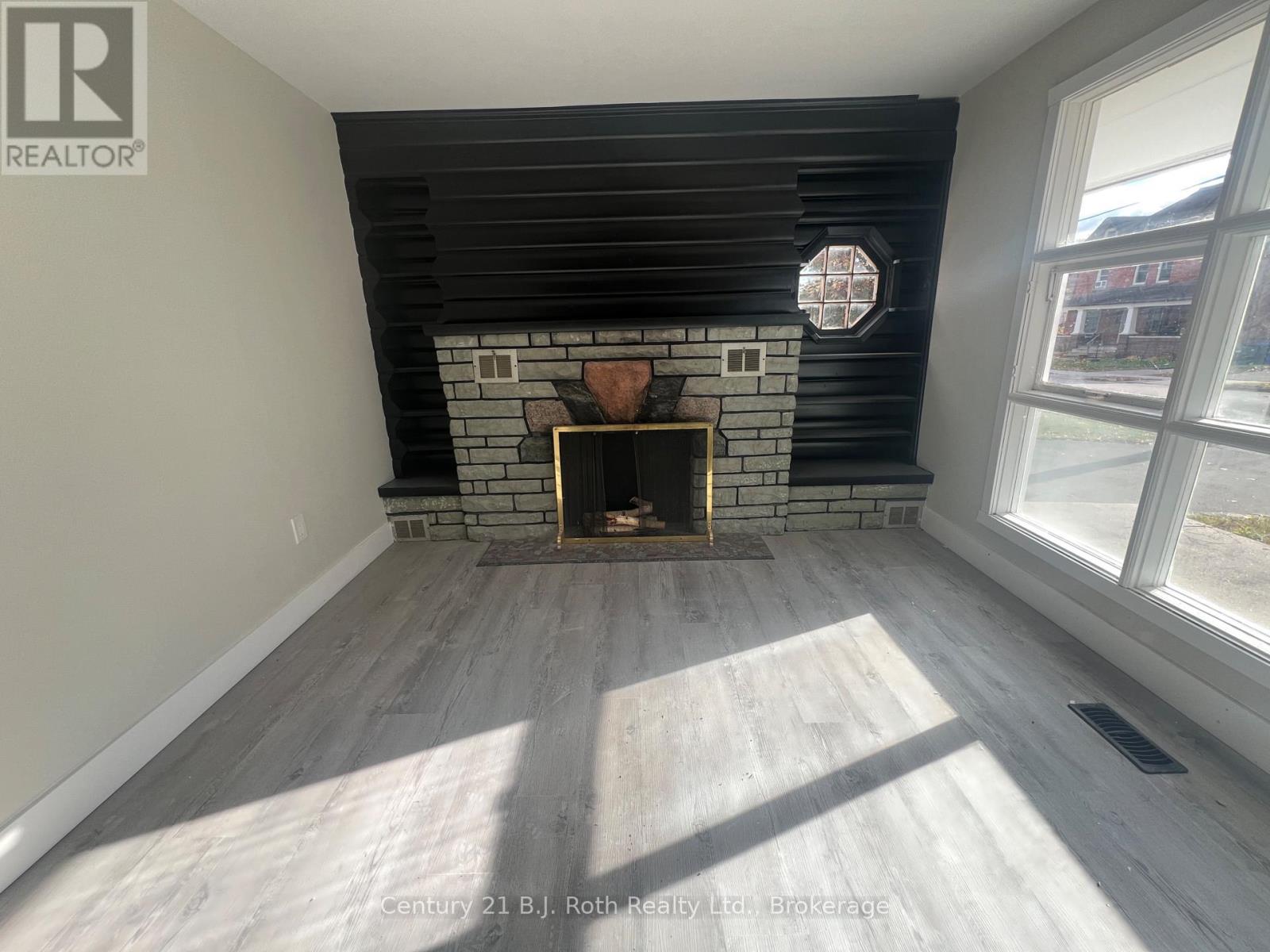 309 Manly Street, Midland, Ontario  L4R 3C7 - Photo 9 - S12509724