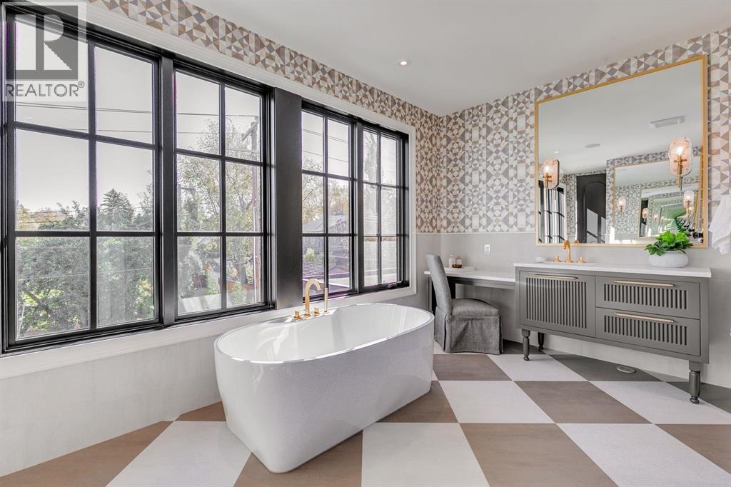 109 Roxboro Road Sw, Calgary, Alberta  T2S 0P9 - Photo 35 - A2261008