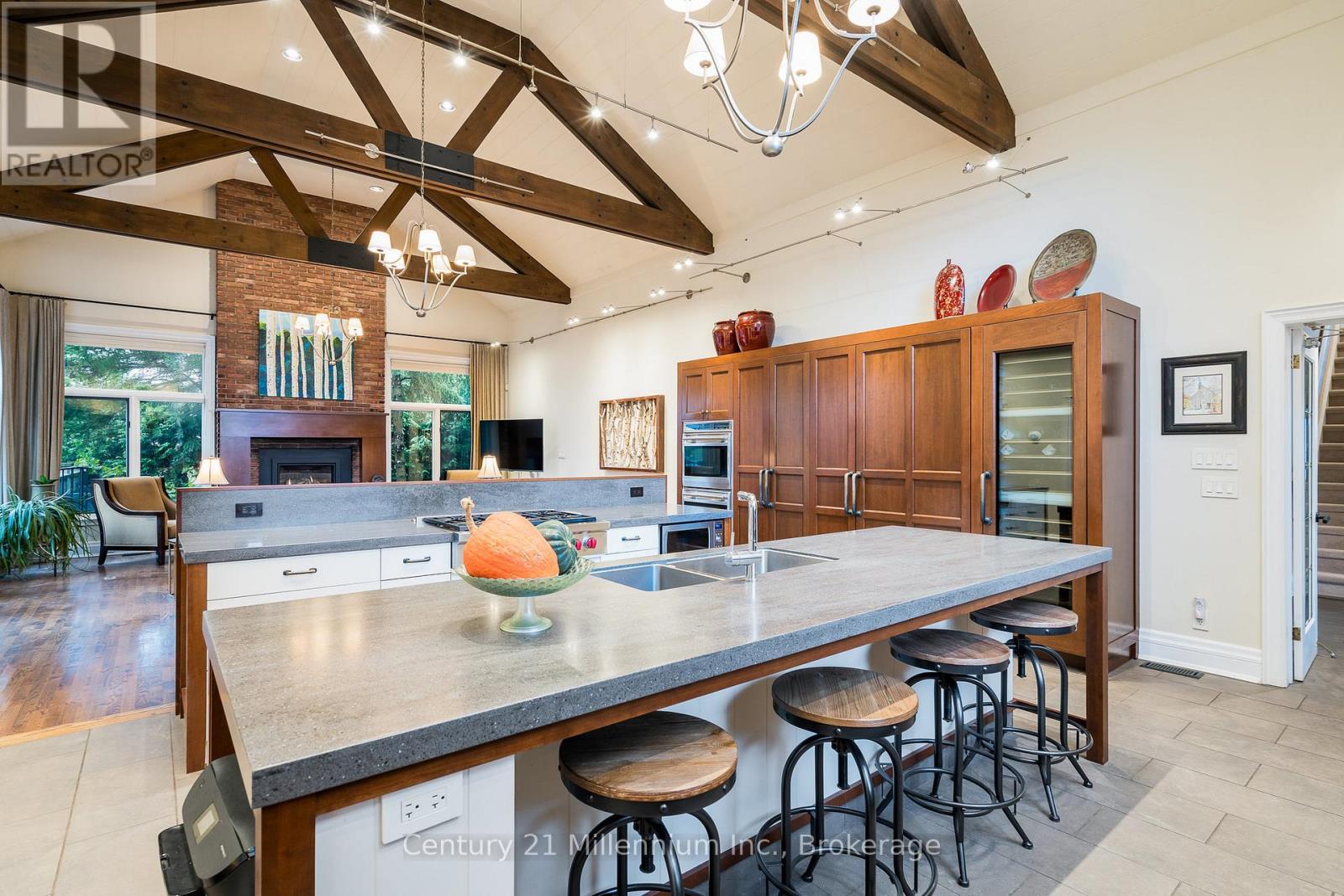 160 Grand Cypress Lane, Blue Mountains, Ontario L9Y 0K8 - Photo 14 - X12509632