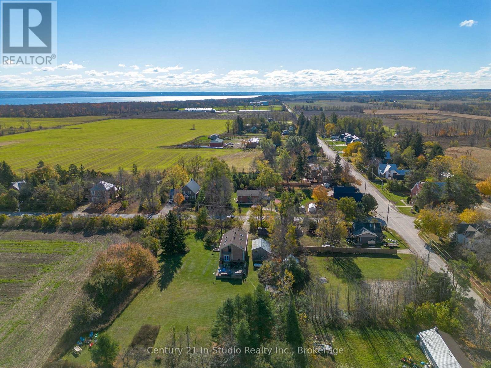 404223 Conc Rd 20 Concession, Georgian Bluffs, Ontario N0H 1S0 - Photo 8 - X12509670