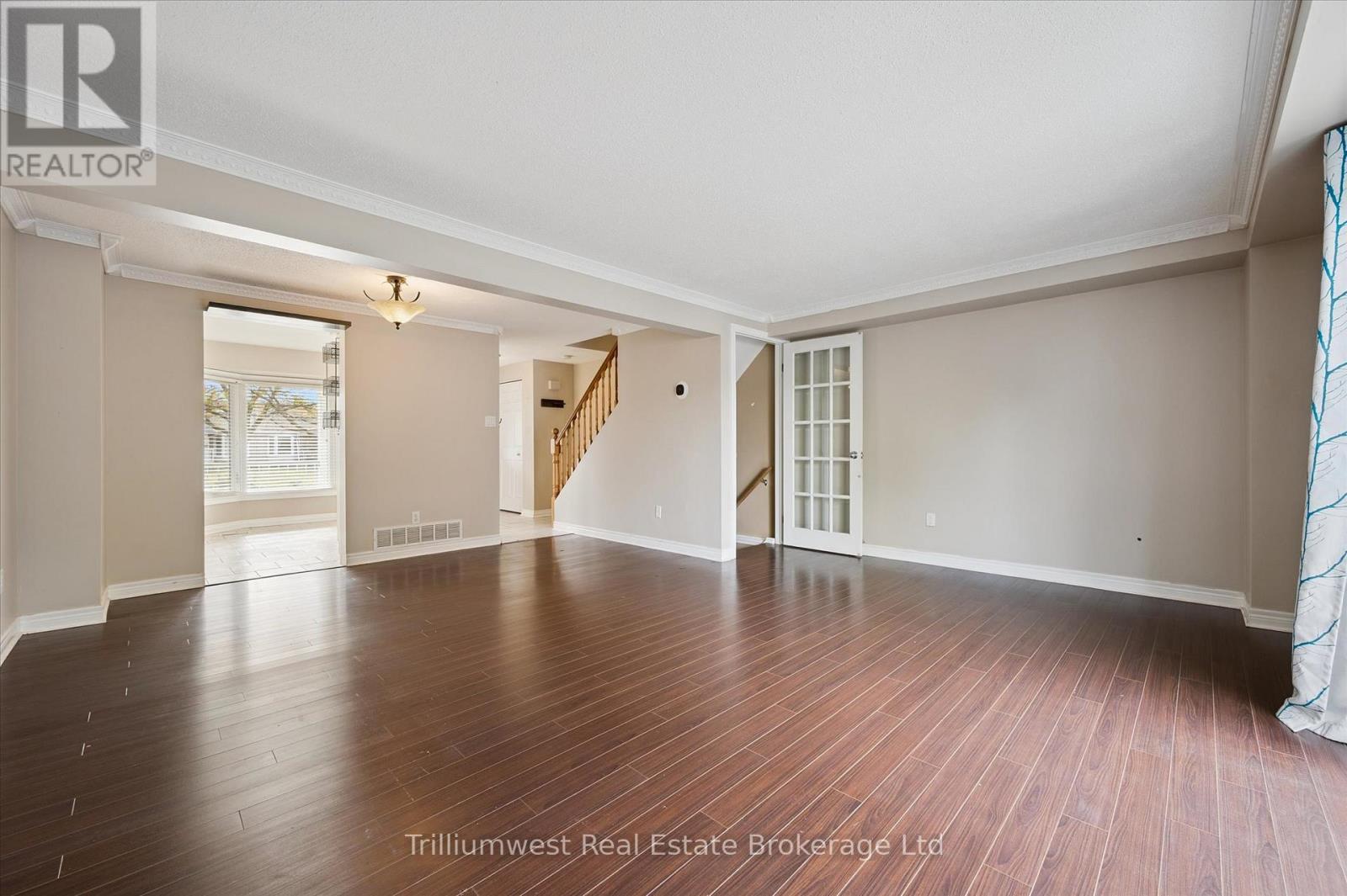 424 Benesfort Court, Kitchener, Ontario  N2N 3B7 - Photo 10 - X12509708