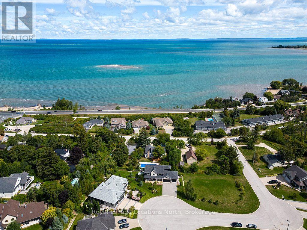 117 Schoolhouse Court, Blue Mountains, Ontario L9Y 0N2 - Photo 13 - X12509716