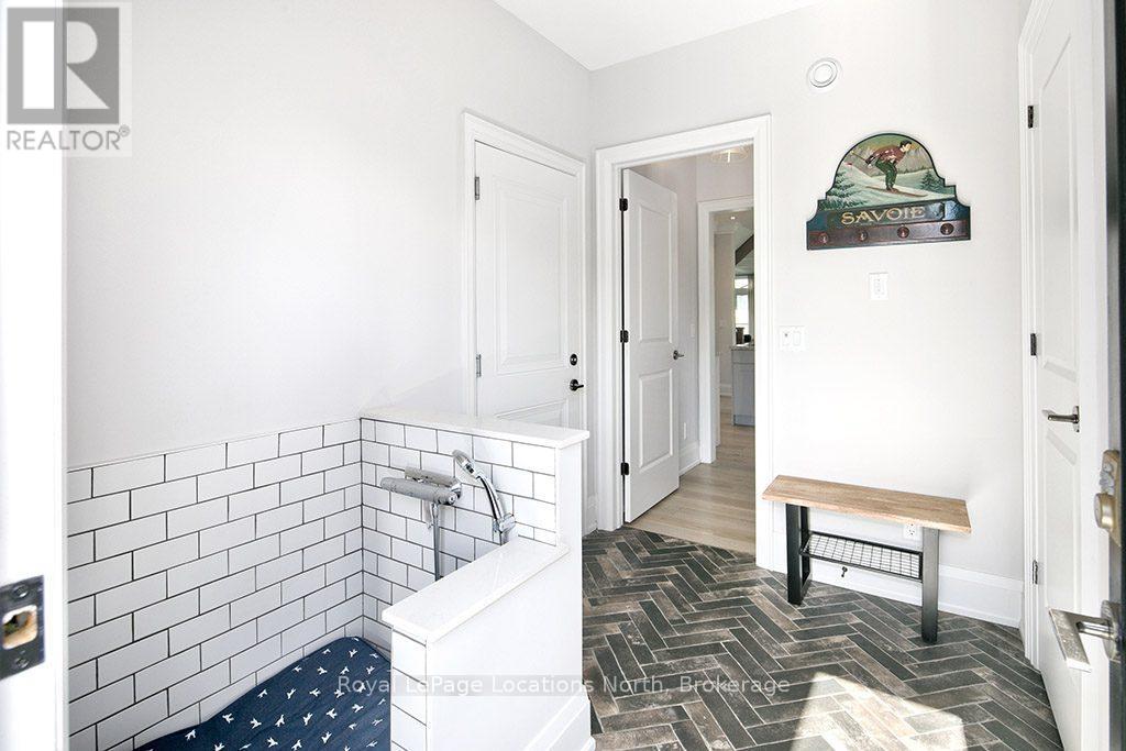 117 Schoolhouse Court, Blue Mountains, Ontario L9Y 0N2 - Photo 20 - X12509716