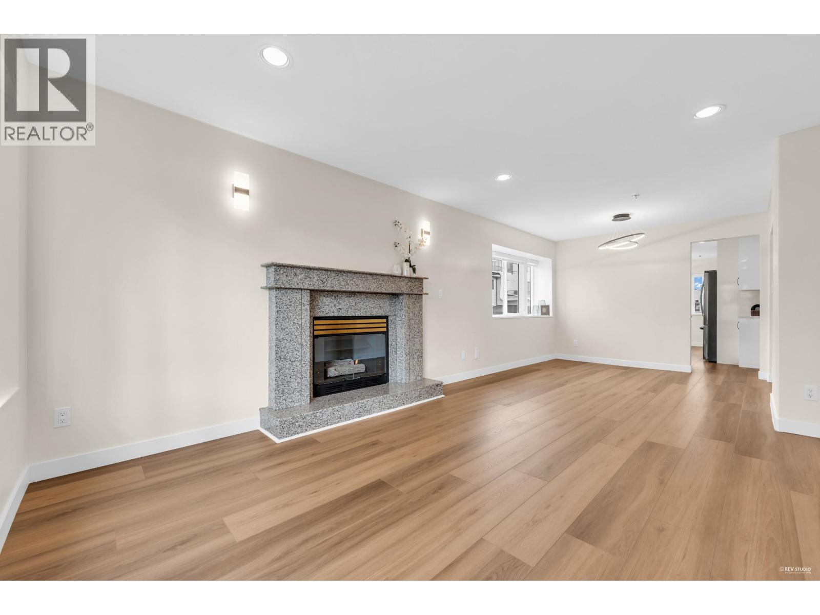 719 E 27th Avenue, Vancouver, British Columbia V5V 2K8 - Photo 3 - R3064655