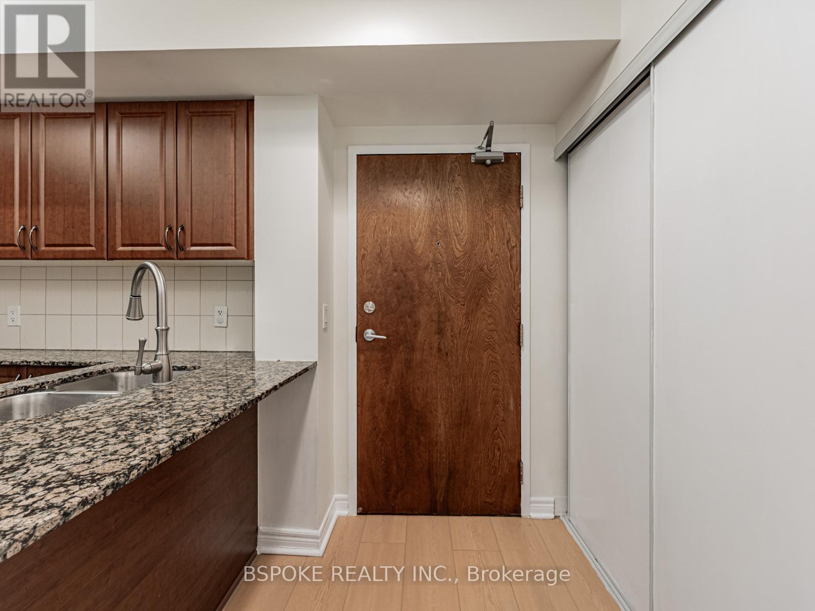 117 - 60 Fairfax Crescent, Toronto, Ontario  M1L 0E1 - Photo 6 - E12509488