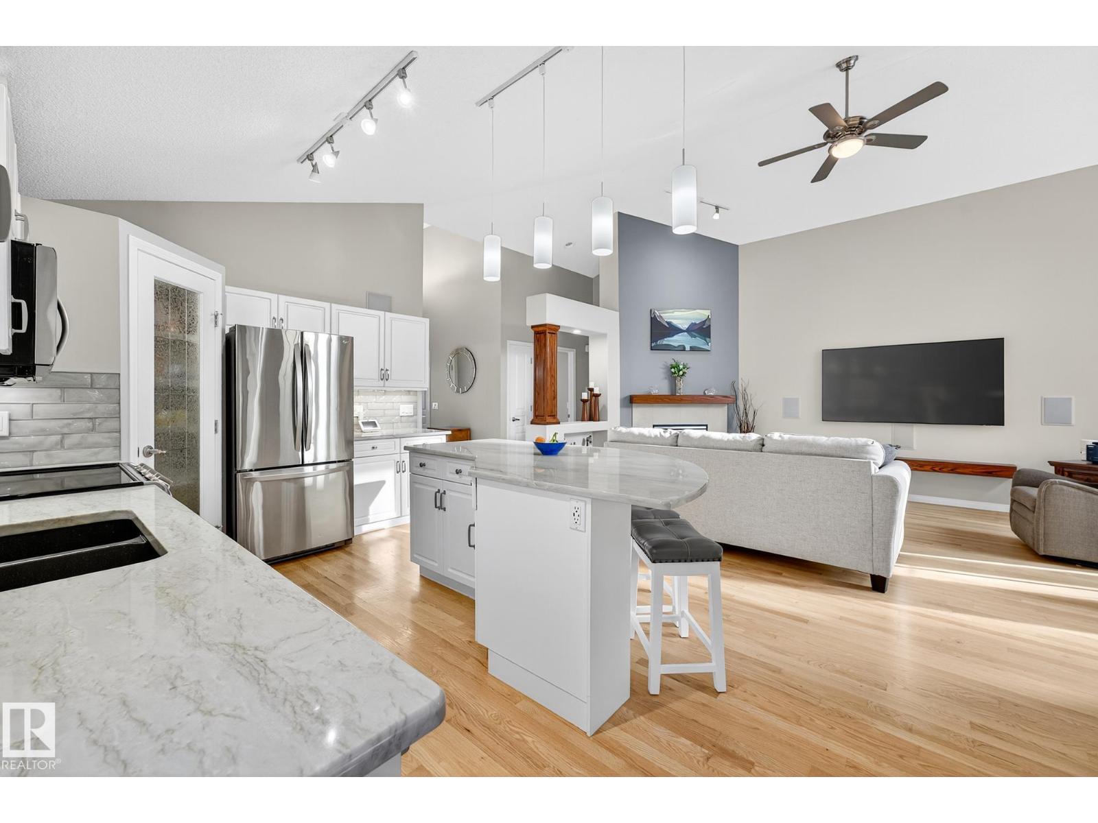 16 Hutchinson Pl, St. Albert, Alberta  T8N 6R3 - Photo 10 - E4464697