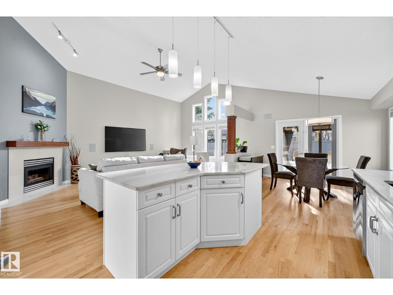 16 Hutchinson Pl, St. Albert, Alberta  T8N 6R3 - Photo 11 - E4464697