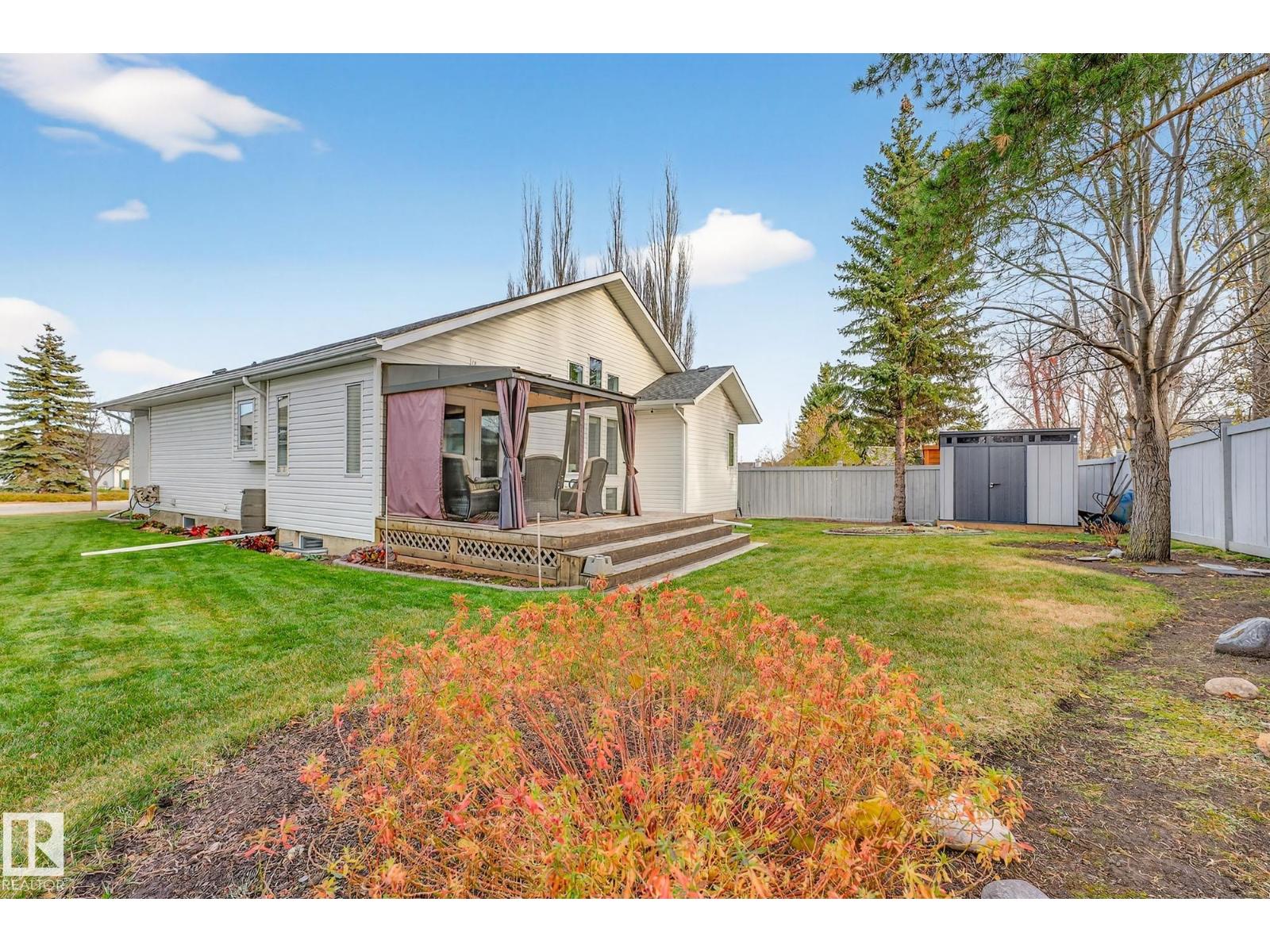 16 Hutchinson Pl, St. Albert, Alberta  T8N 6R3 - Photo 48 - E4464697