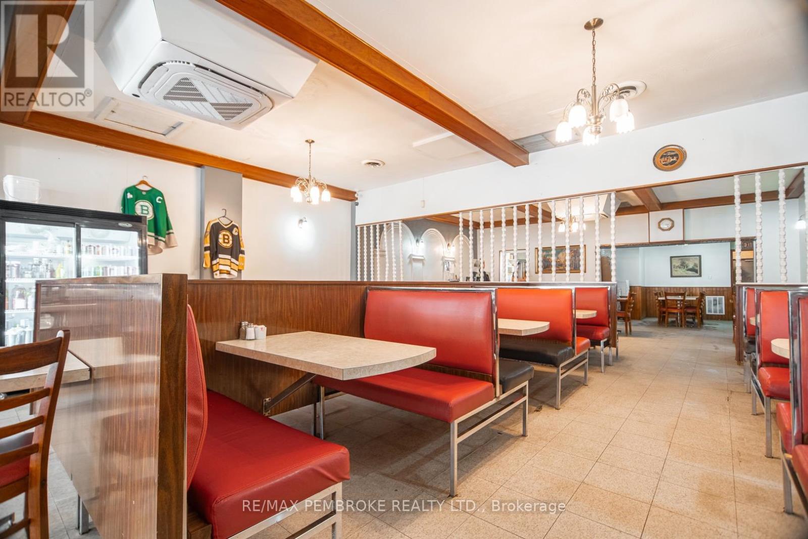 119 Pembroke Street W, Pembroke, Ontario K8A 5M7 - Photo 16 - X12509664