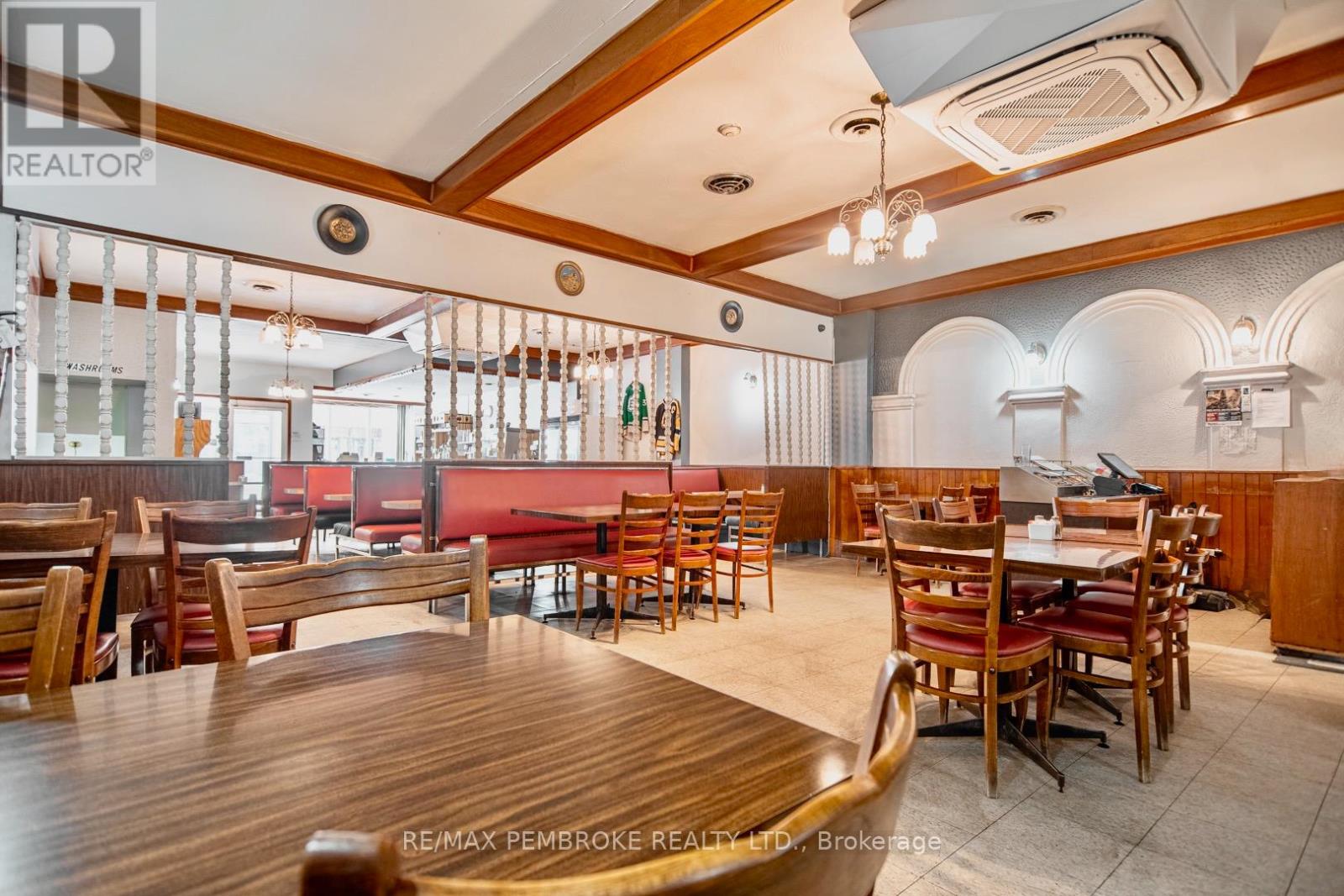 119 Pembroke Street W, Pembroke, Ontario K8A 5M7 - Photo 20 - X12509664