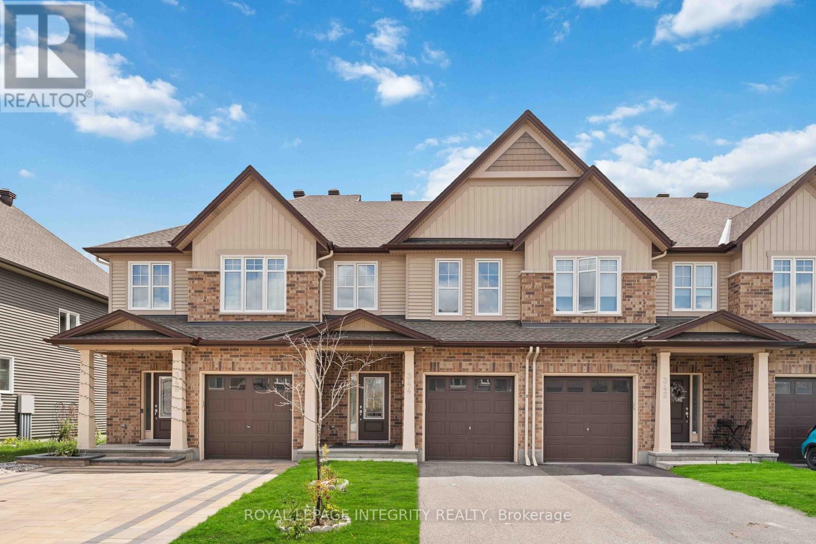 344 WOOD ACRES GROVE, Ottawa, Ontario