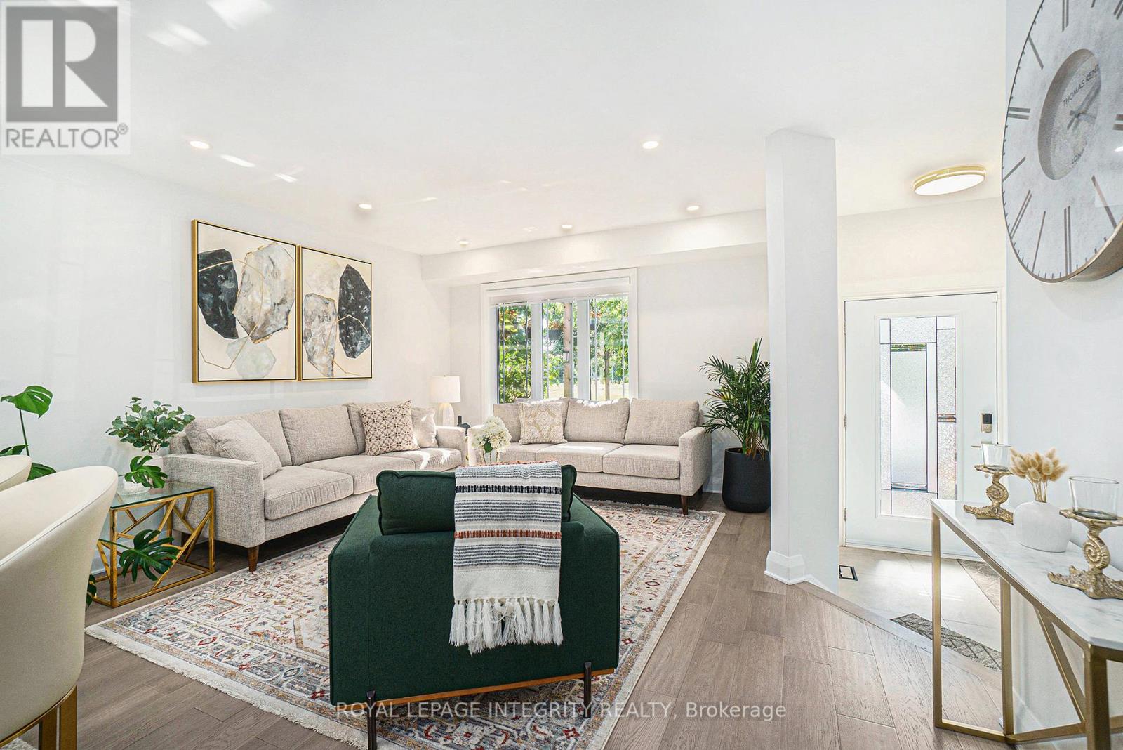 25 Berry Glen Street, Ottawa, Ontario  K2G 7A5 - Photo 9 - X12509706