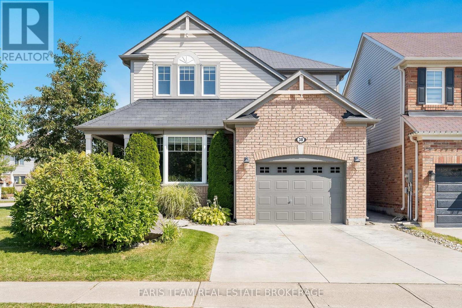 38 PADDISON PLACE, New Tecumseth, Ontario