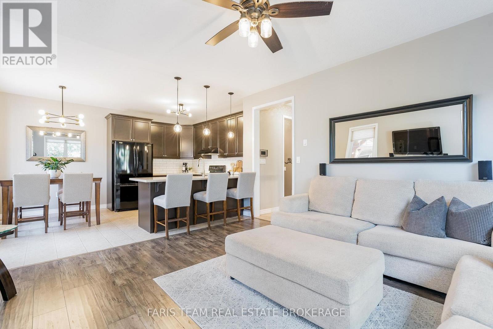 38 Paddison Place, New Tecumseth, Ontario  L9R 0J5 - Photo 10 - N12509416