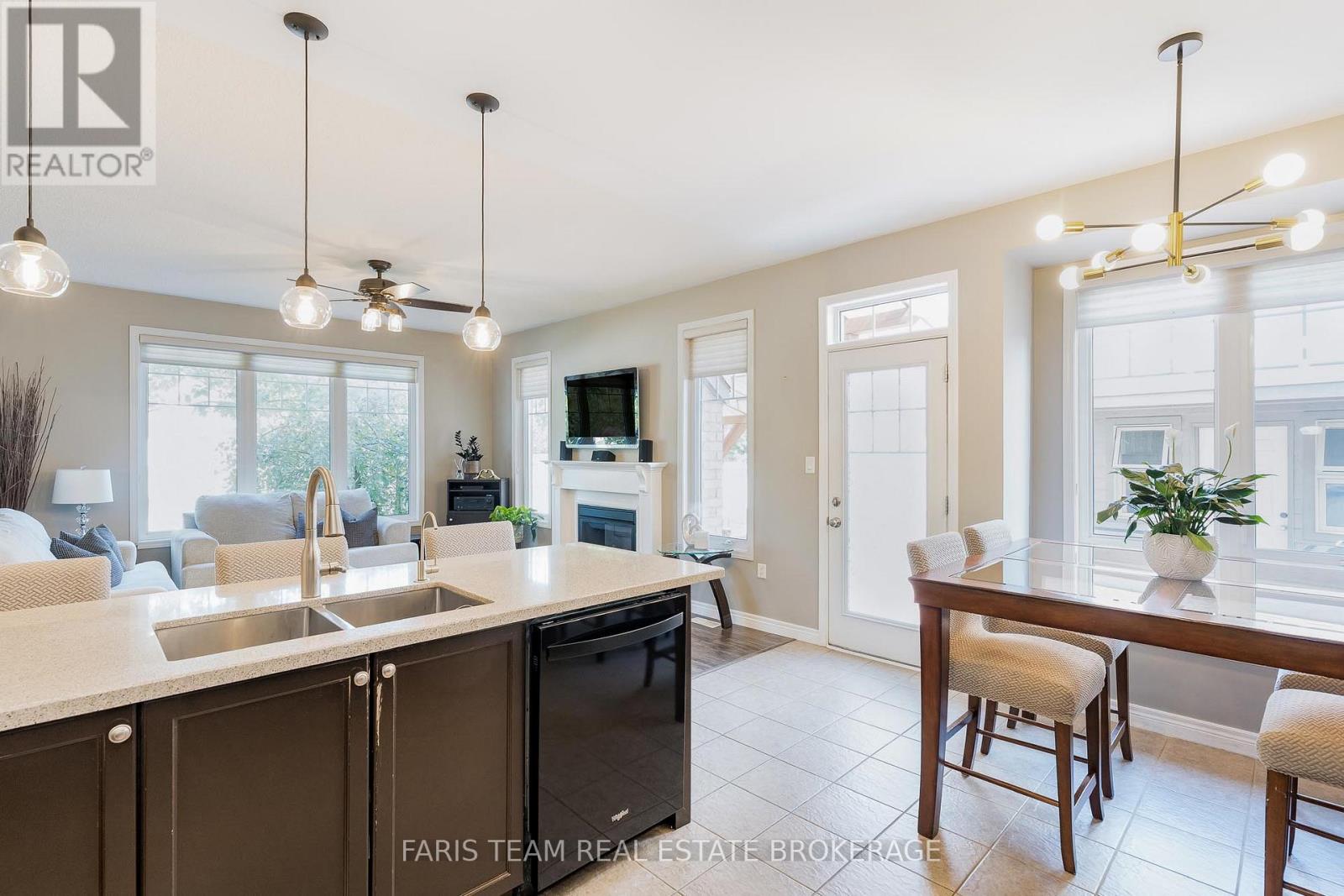 38 Paddison Place, New Tecumseth, Ontario  L9R 0J5 - Photo 7 - N12509416