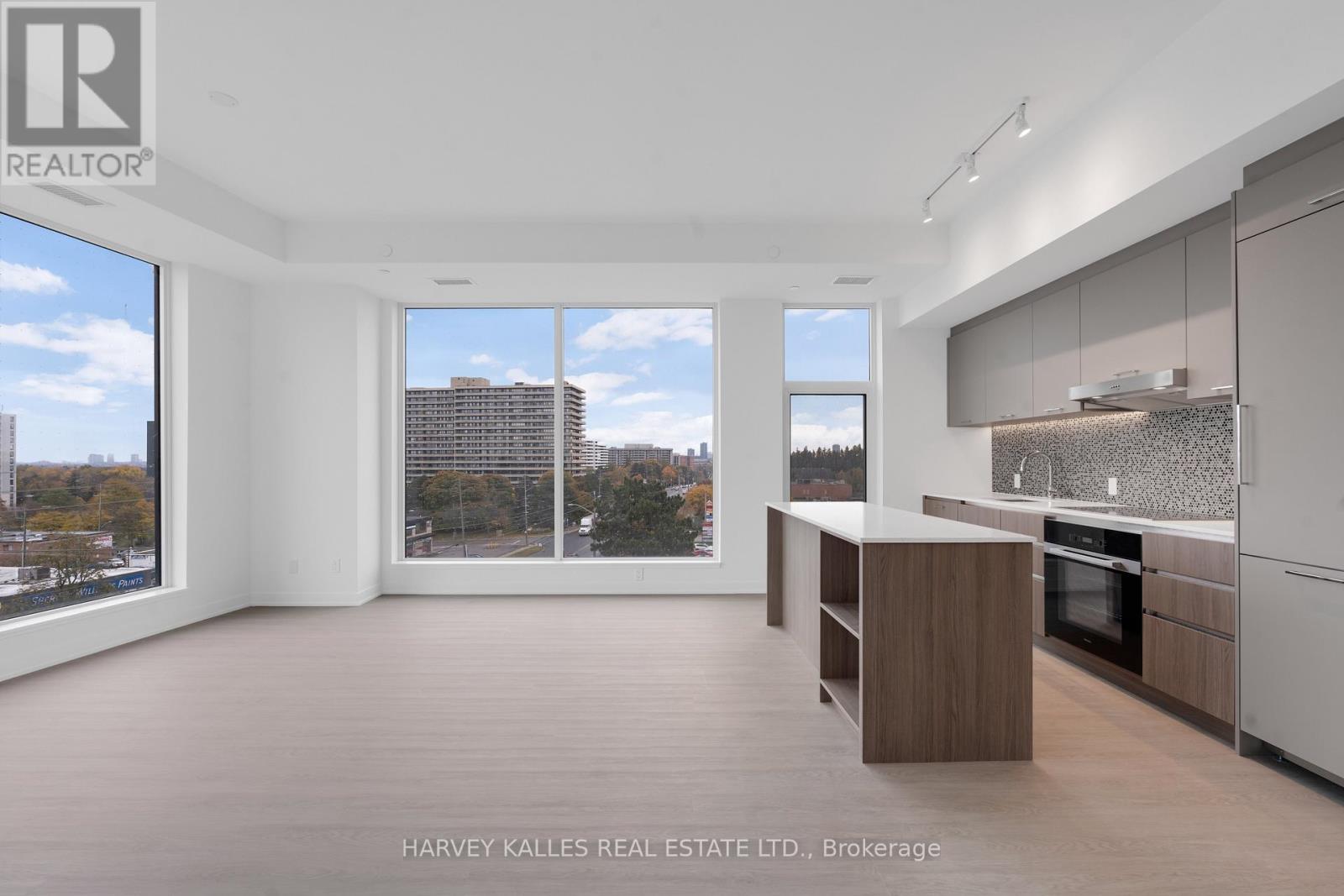 524 - 8188 Yonge Street, Vaughan, Ontario  L4J 1W5 - Photo 15 - N12509454