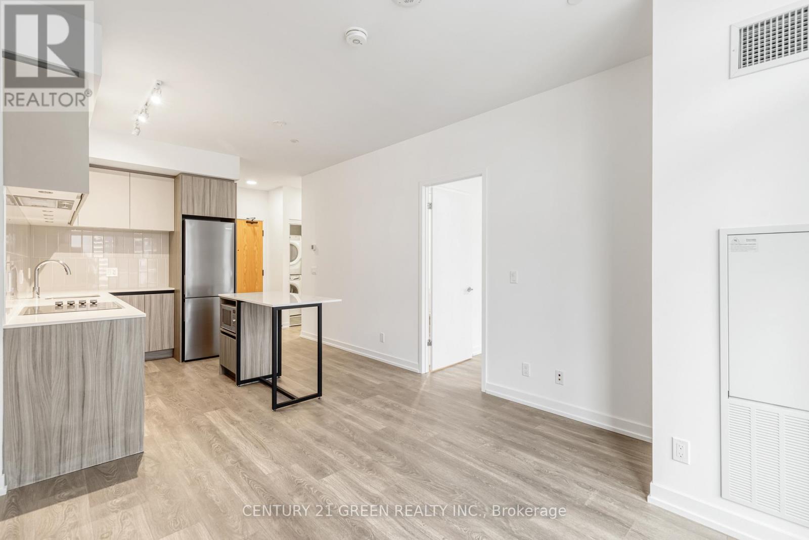 8 Beverley Glen Boulevard, Vaughan, Ontario  L4J 0L5 - Photo 20 - N12509480