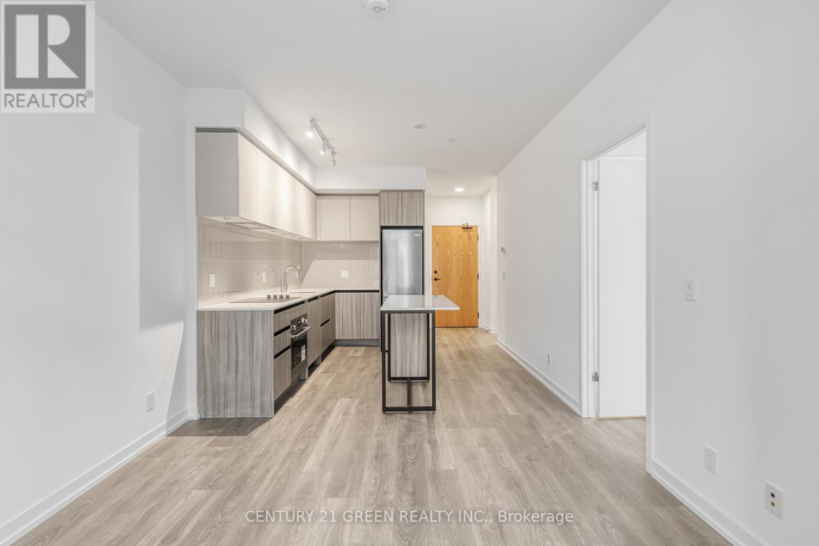 8 Beverley Glen Boulevard, Vaughan, Ontario  L4J 0L5 - Photo 21 - N12509480