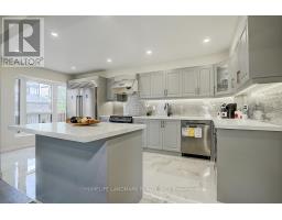 49 GRENBECK DRIVE, Toronto, Ontario