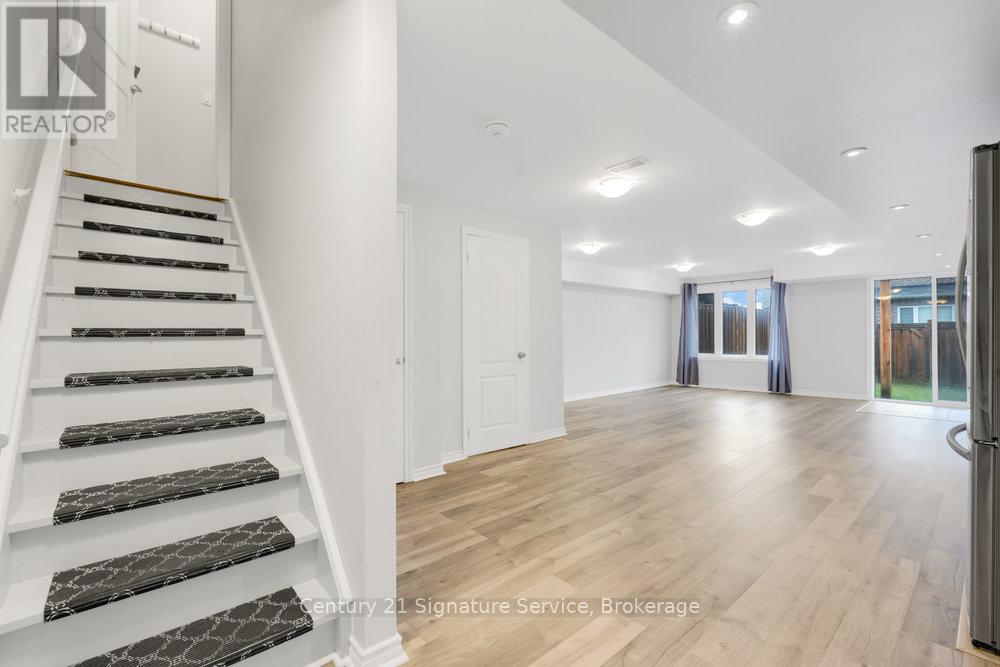 31 Porter Drive, Orangeville, Ontario L9W 6Z5 - Photo 31 - W12495466