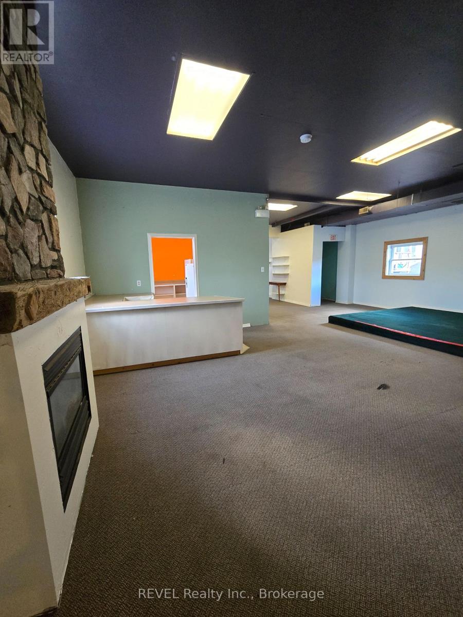 75 Manitoba Street, Bracebridge, Ontario  P1L 2B2 - Photo 3 - X12509694