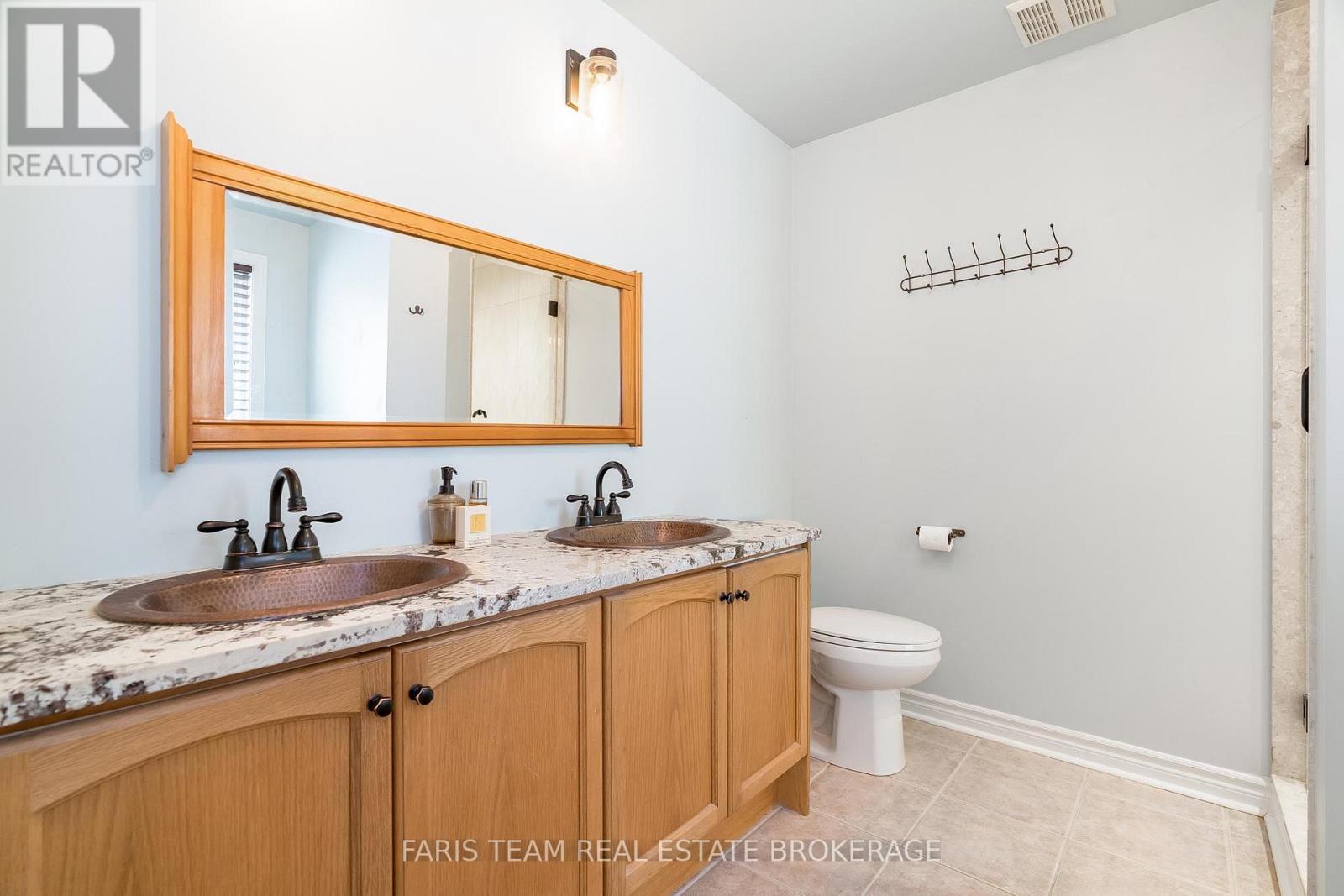 43 Dunnett Drive, Barrie (Ardagh), Ontario  L4N 0J7 - Photo 19 - S12509438