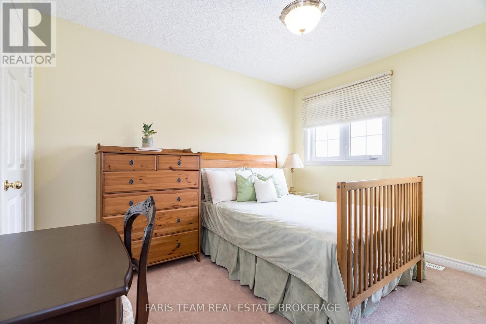 43 Dunnett Drive, Barrie (Ardagh), Ontario  L4N 0J7 - Photo 21 - S12509438