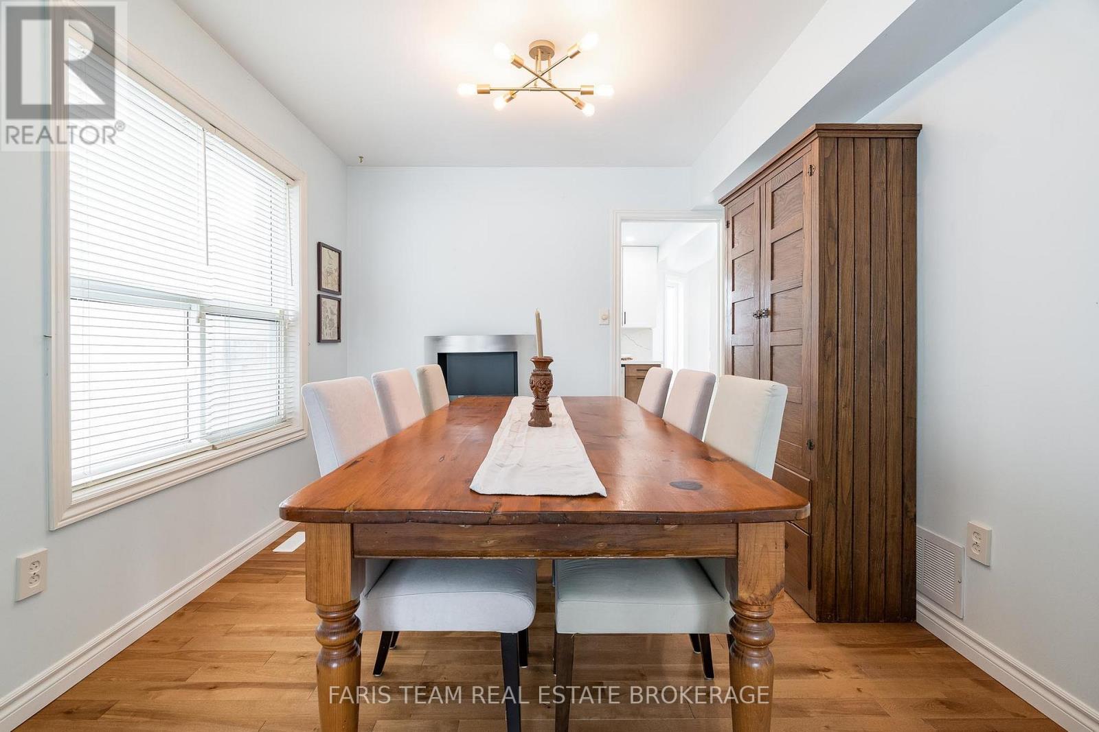 43 Dunnett Drive, Barrie (Ardagh), Ontario  L4N 0J7 - Photo 8 - S12509438