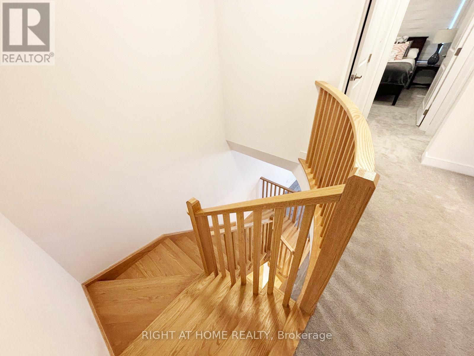 74 Blue Forest Crescent, Barrie (Innis-Shore), Ontario  L9J 0N4 - Photo 10 - S12509450