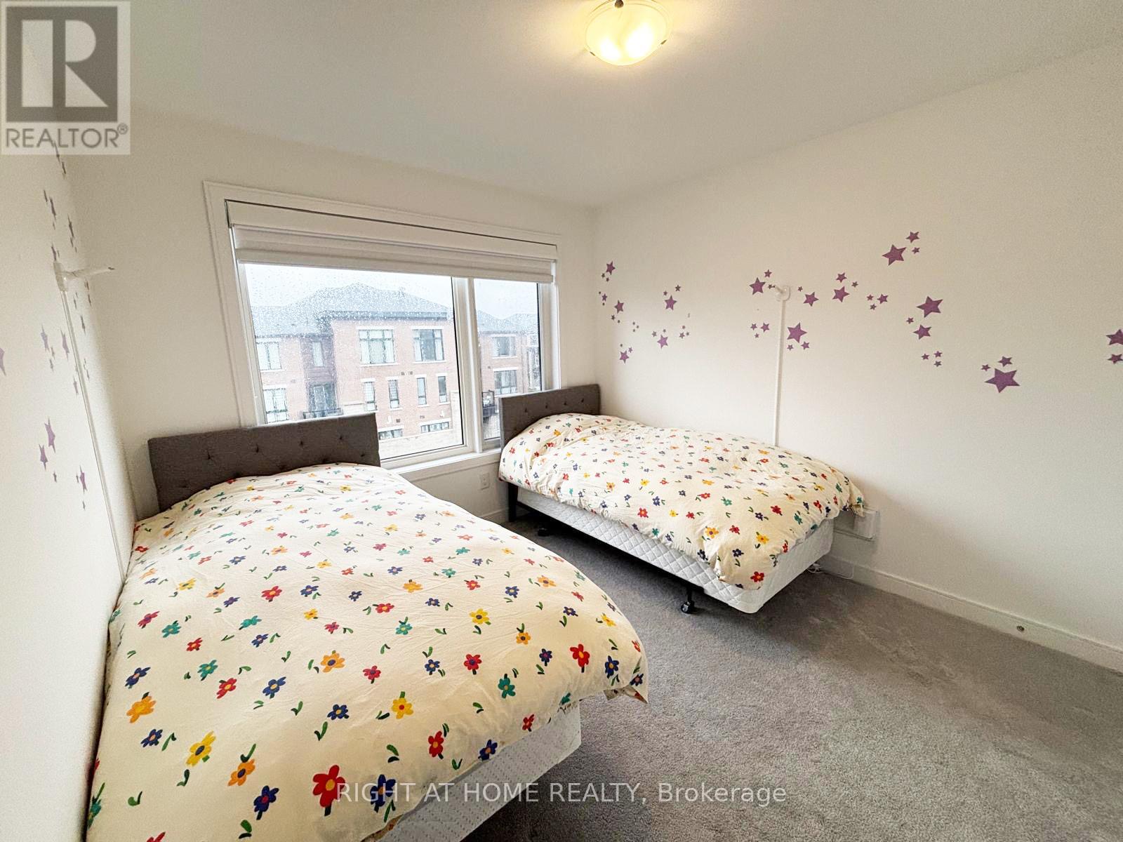 74 Blue Forest Crescent, Barrie (Innis-Shore), Ontario  L9J 0N4 - Photo 17 - S12509450