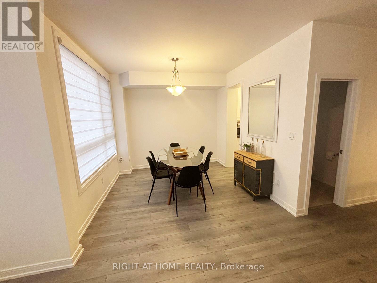 74 Blue Forest Crescent, Barrie (Innis-Shore), Ontario  L9J 0N4 - Photo 5 - S12509450