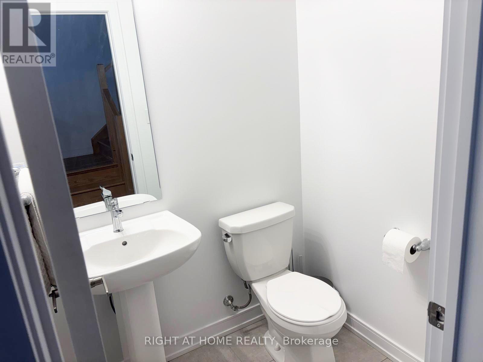 74 Blue Forest Crescent, Barrie (Innis-Shore), Ontario  L9J 0N4 - Photo 8 - S12509450