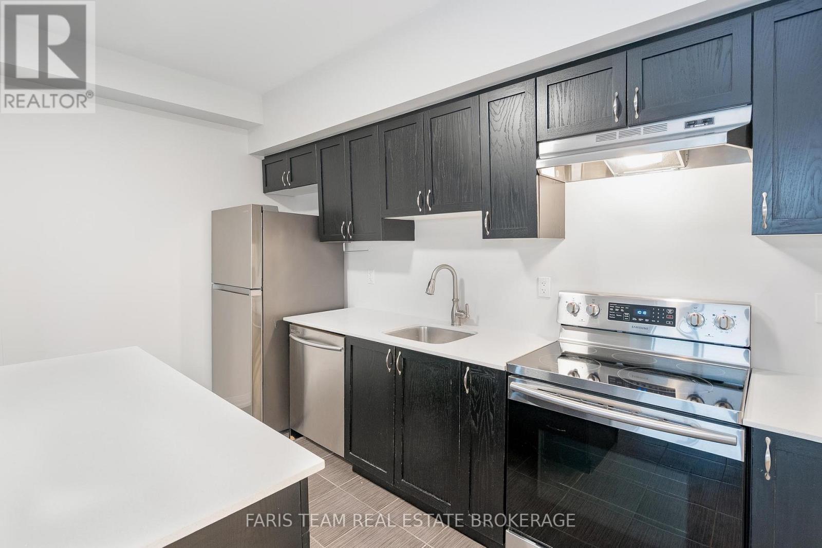 403 - 295 Cundles Road E, Barrie, Ontario L4M 0K8 - Photo 8 - S12509484