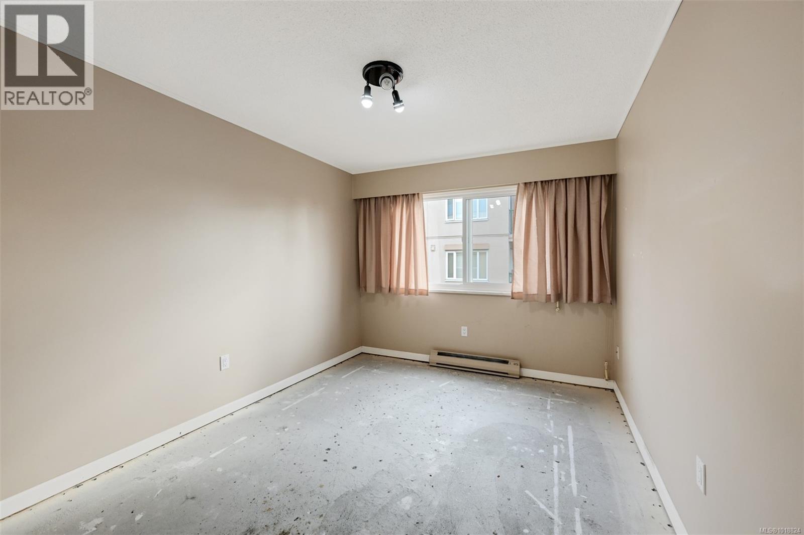 307 1012 Collinson St, Victoria, British Columbia  V8V 3C1 - Photo 20 - 1018824