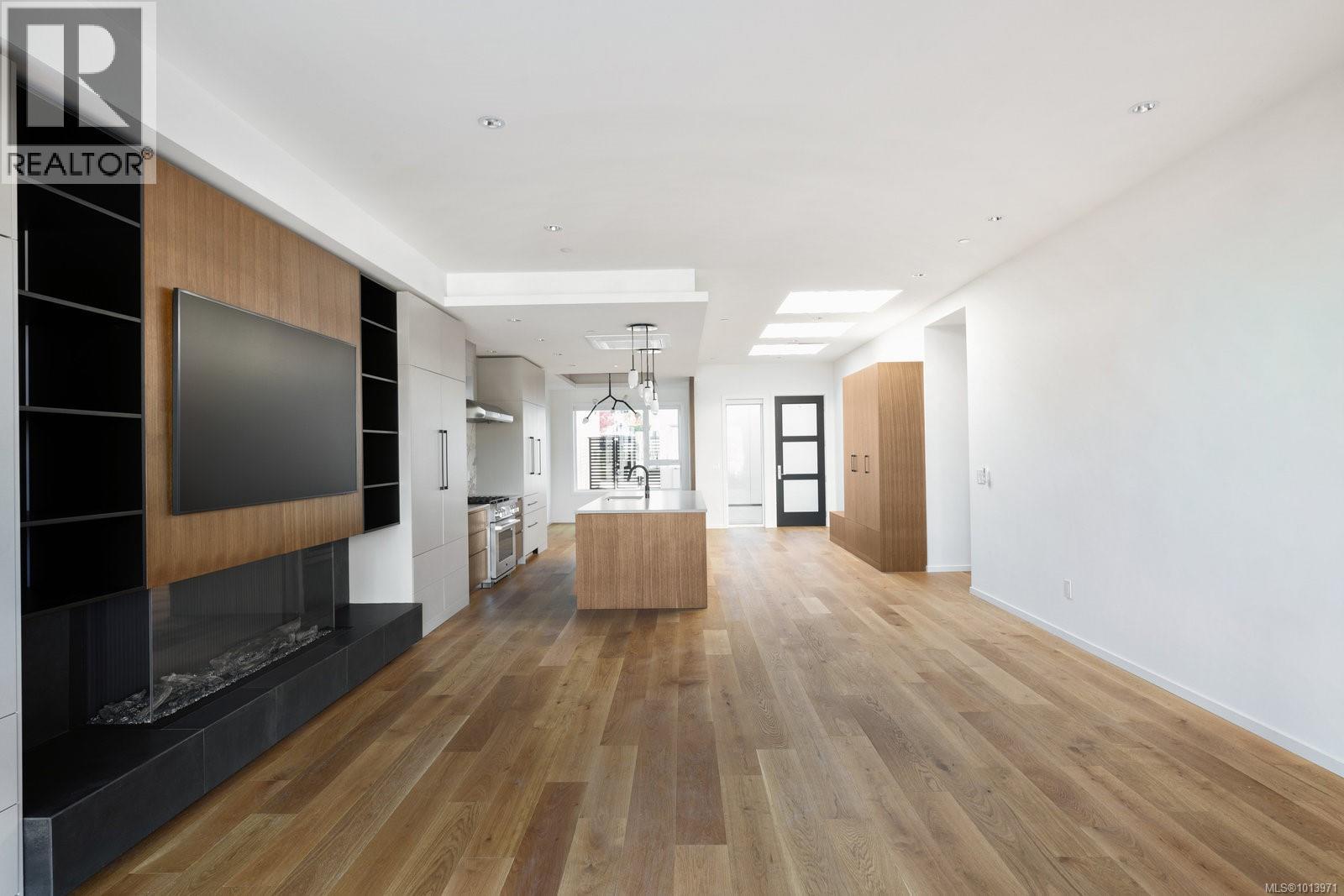 201 2270 Harbour Rd, Sidney, British Columbia  V8L 2P6 - Photo 18 - 1013971