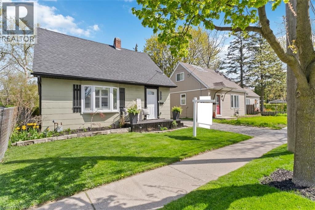 272 Grey Street, Brantford, Ontario  N3S 4W8 - Photo 2 - 40785297