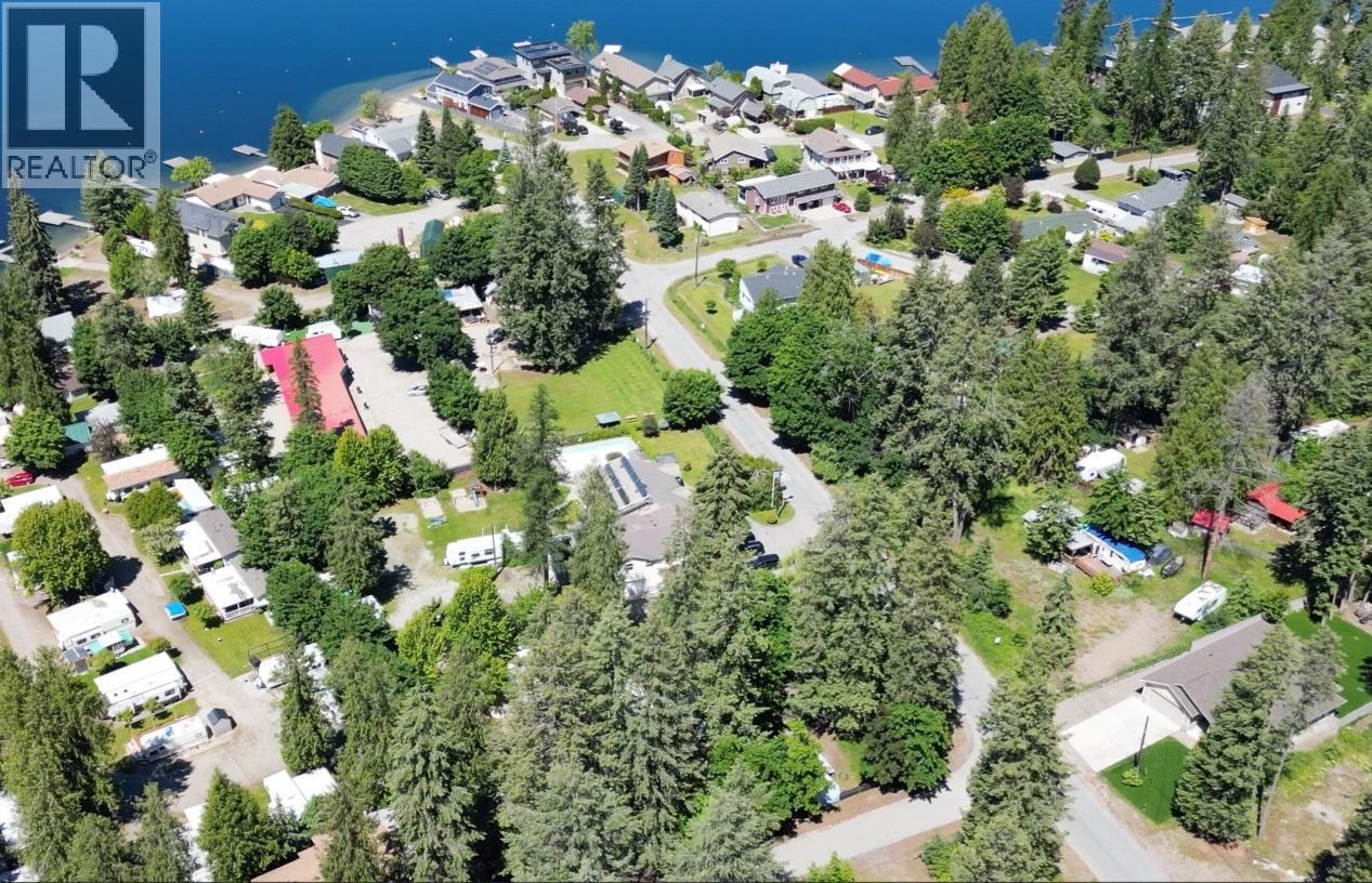 61 Kingsley Road, Christina Lake, British Columbia  V0H 1E2 - Photo 57 - 2477627